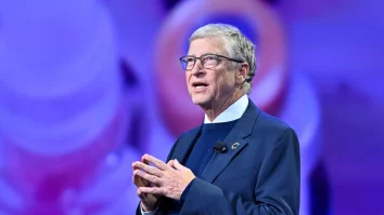 Bill Gates spune că A.I. va înlocui oamenii în majoritatea sarcinilor, cu excepția a trei profesii