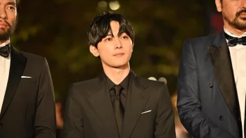 Un actor japonez a pierdut o sponsorizare de la un brand de bere fără alcool după ce s-a îmbătat și a intrat în altă casă