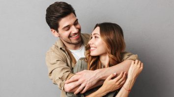 Bărbații au crescut mai mult în înălțime și greutate decât femeile în ultima sută de ani. Care sunt motivele