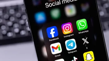 Guvernul schimbă regulile pentru materialele electorale publicate online. Toni Neacșu: „S-au strecurat în evaluarea mea și elemente care ar putea-o face neconstituțională”