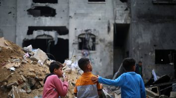 ONU cere evacuarea urgentă a 2.500 de copii din Gaza pentru tratamente medicale