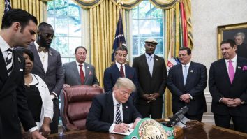 Trump îi numește pe Sylvester Stallone, Mel Gibson și Jon Voight „ambasadori speciali” la Hollywood. „Vor aduce afacerile pierdute înapoi”