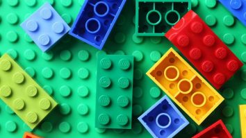 LEGO este mai mult decât un simplu joc pentru copii. Topul celor mai faimoase seturi