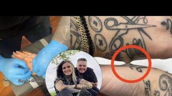 Două femei și-au implantat magneți sub piele, care se unesc atunci când se iau de mână