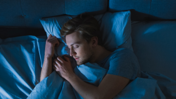 Cum te poți odihni mai bine? Dieta și sportul au un impact semnificativ asupra somnului