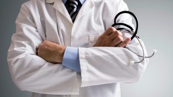 România are printre cei mai tineri medici din Europa. Unde se situează restul statelor europene