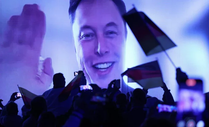 Declarațiile lui Elon Musk stârnesc panică în rândul comunității evreiești. Cum se explică afinitatea acestuia față de extrema dreaptă