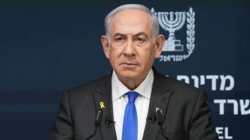 Israelul amenință cu încetarea focului în Gaza dacă Hamas nu eliberează ostaticii până sâmbătă. Ce cerințe are Netanyahu
