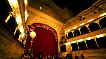 La ce evenimente participi de Ziua Culturii Naționale? Teatrul Odeon va găzdui performance-ul de poezie „Puseu de iubire”