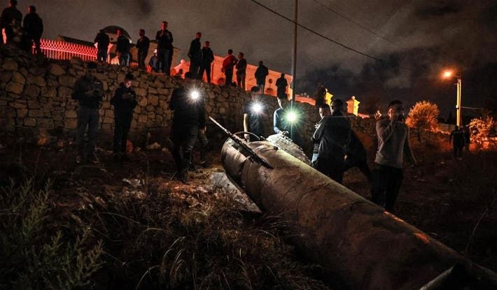 Iranul desfăşoară exerciţii militare în apropierea unităţilor nucleare. „Puterea” reunește membri ai armatei şi ai Gărzilor Revoluţionare Islamice