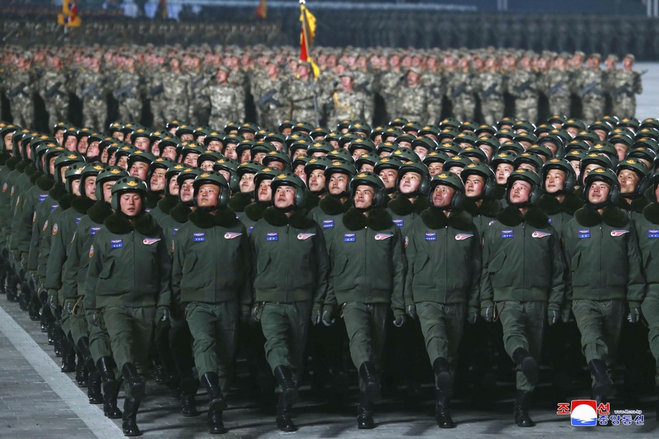 Soldații nord-coreeni vor participa la parada de Ziua Victoriei din Rusia