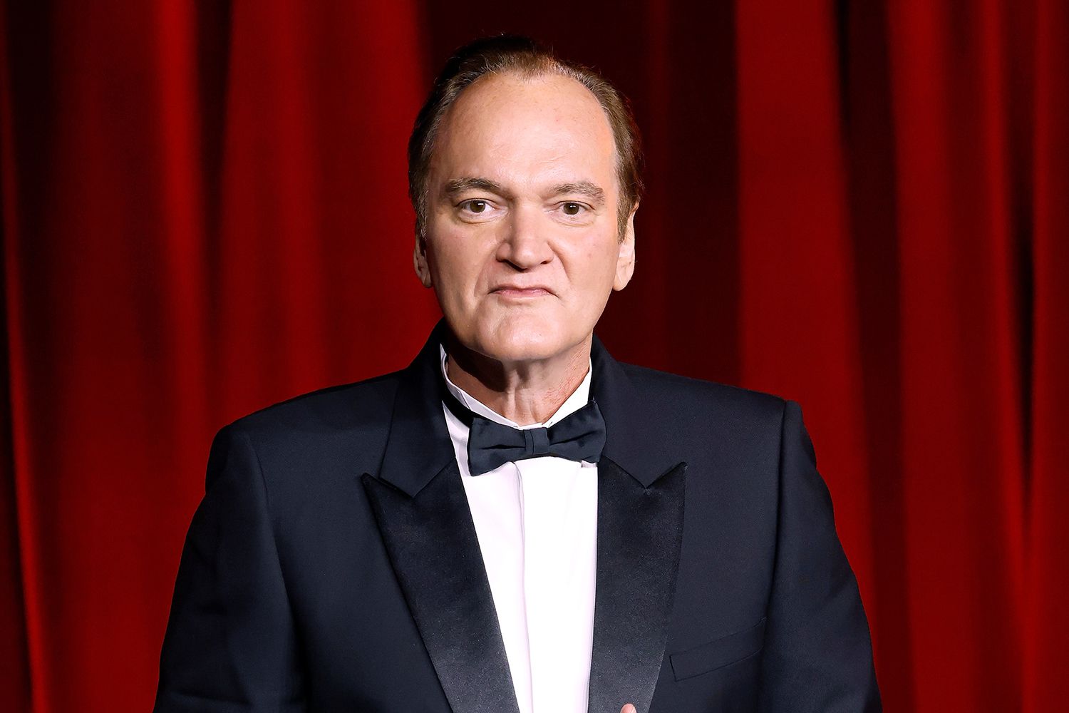 Quentin Tarantino dă camera pe foaie. Regizorul american daclară că scrie o piesă de teatru nouă: „Dacă e un succes, ar putea fi ultimul meu film”