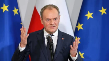 Donald Tusk a acuzat Rusia că a planificat o campanie teroristă „împotriva companiilor aeriene din întreaga lume”