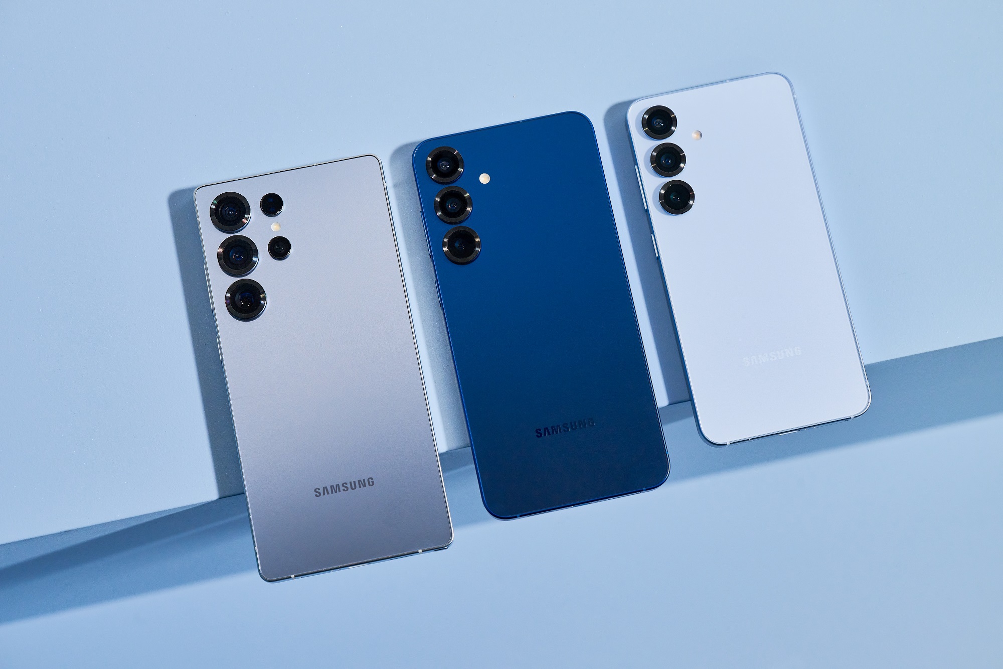 Samsung S25 aduce Inteligență Artificială bazată pe Google Gemini. Cum își propune Samsung să câștige teren în fața Apple