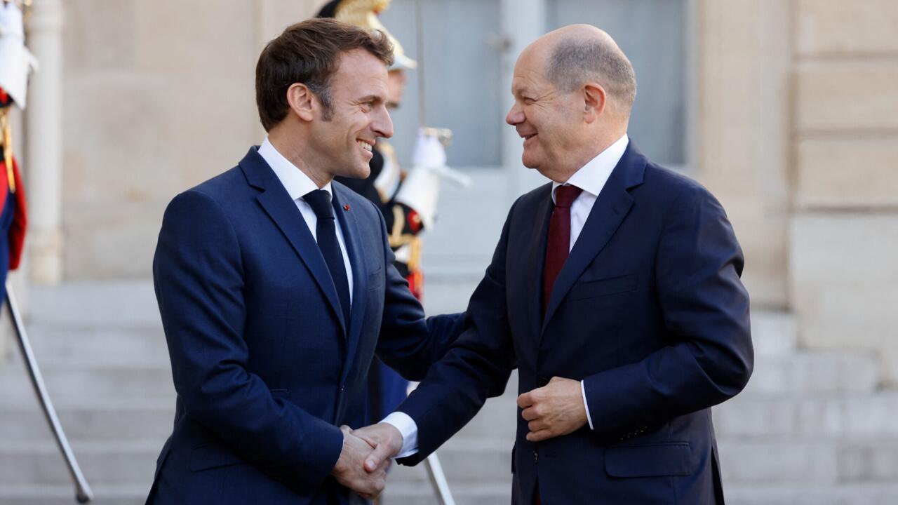 Olaf Scholz intenționează să călătorească miercuri la Paris pentru a se întâlni cu președintele Emmanuel Macron