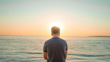 Singurătatea ne îmbolnăvește și modifică proteinele din sânge. Cum poate crește riscul de boli cardiovasculare și diabet