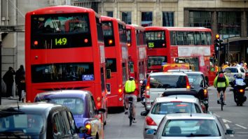 Londra e „regina ambuteiajelor” din Europa în 2024. Cum arată clasamentul metropolelor în care traficul este o problemă