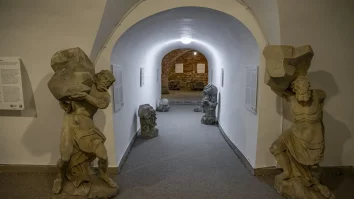 La ce expoziție mergi azi?  UBB Cluj prezintă 24 de statui baroce realizate de Johann Nachtigall