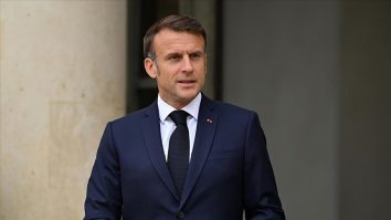 Macron se alătură liderilor europeni care critică implicarea lui Elon Musk în politică
