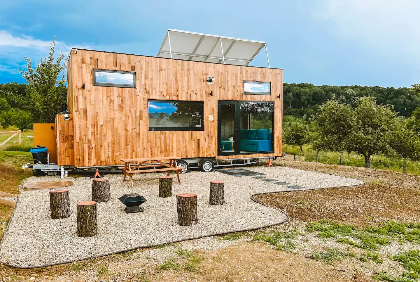 Ți-e dor de o escapadă? Tiny house-urile din România oferă un refugiu în mijlocul naturii