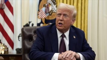 Nimic nu-l oprește. Trump a anunțat că vrea cumpere și să dețină Fâșia Gaza: „Ne vom asigura că oamenii trăiesc frumos”