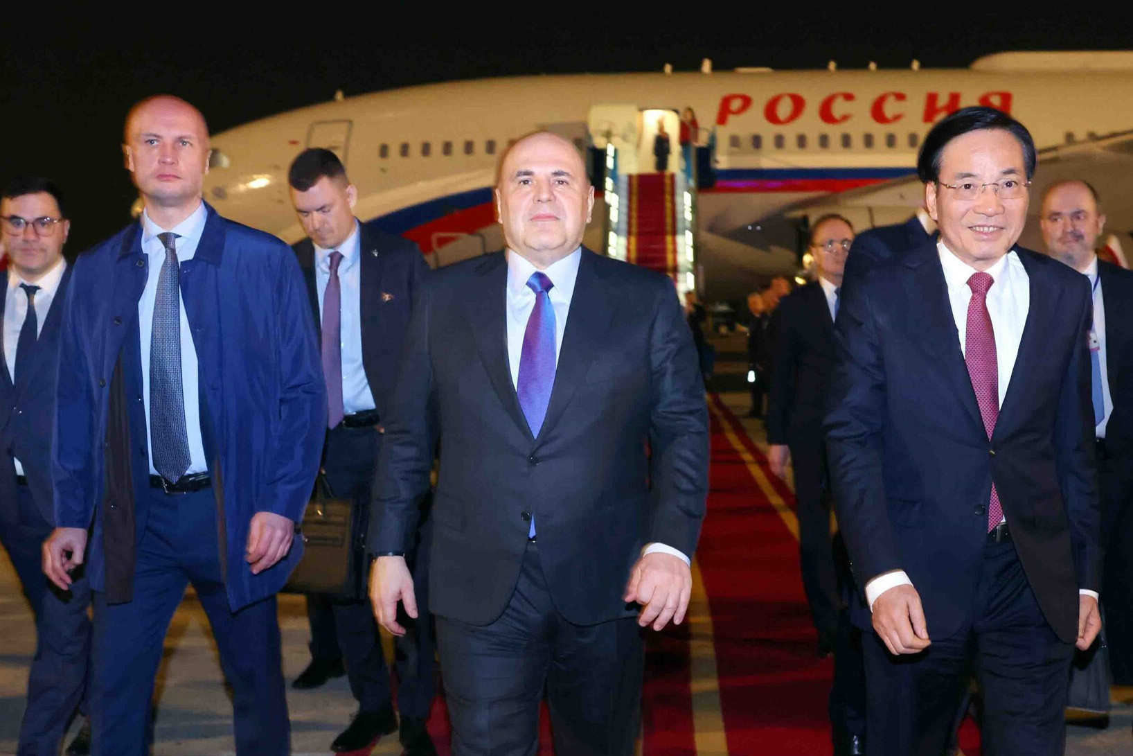 Vietnam și Rusia semnează un acord pentru stimularea cooperării în domeniul energiei nucleare. Ce înseamnă pactul la nivel mondial