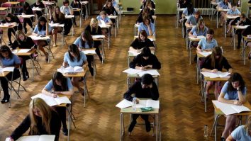 Începând cu acest an îți poți vedea lucrarea de Bacalaureat înainte de a depune contestație. Radu Szekely, expert în educație: „Sper să scadă diferențele între notele primite și notele de la contestații”