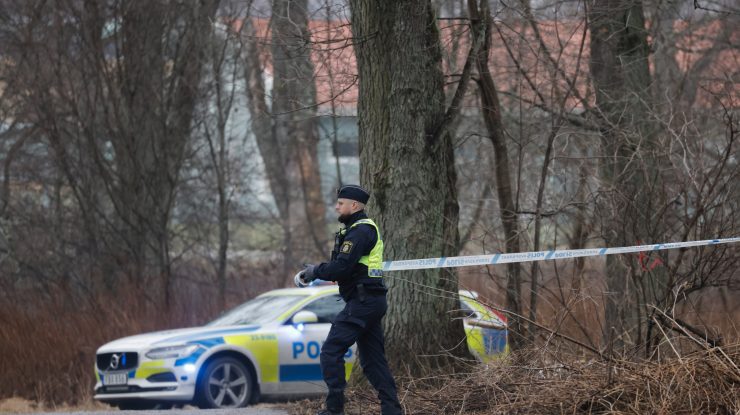 10 persoane au fost împușcate la o școală pentru adulți din centrul Suediei. Ce spune poliția