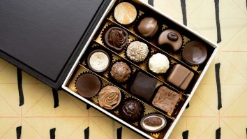De Ziua Îndrăgostiților oferă-i o ciocolată afrodisiacă. Constantin Joițescu, proprietar Ciocolata cu Beneficii: „Ingredientele îmbunătățesc viața sexuală”