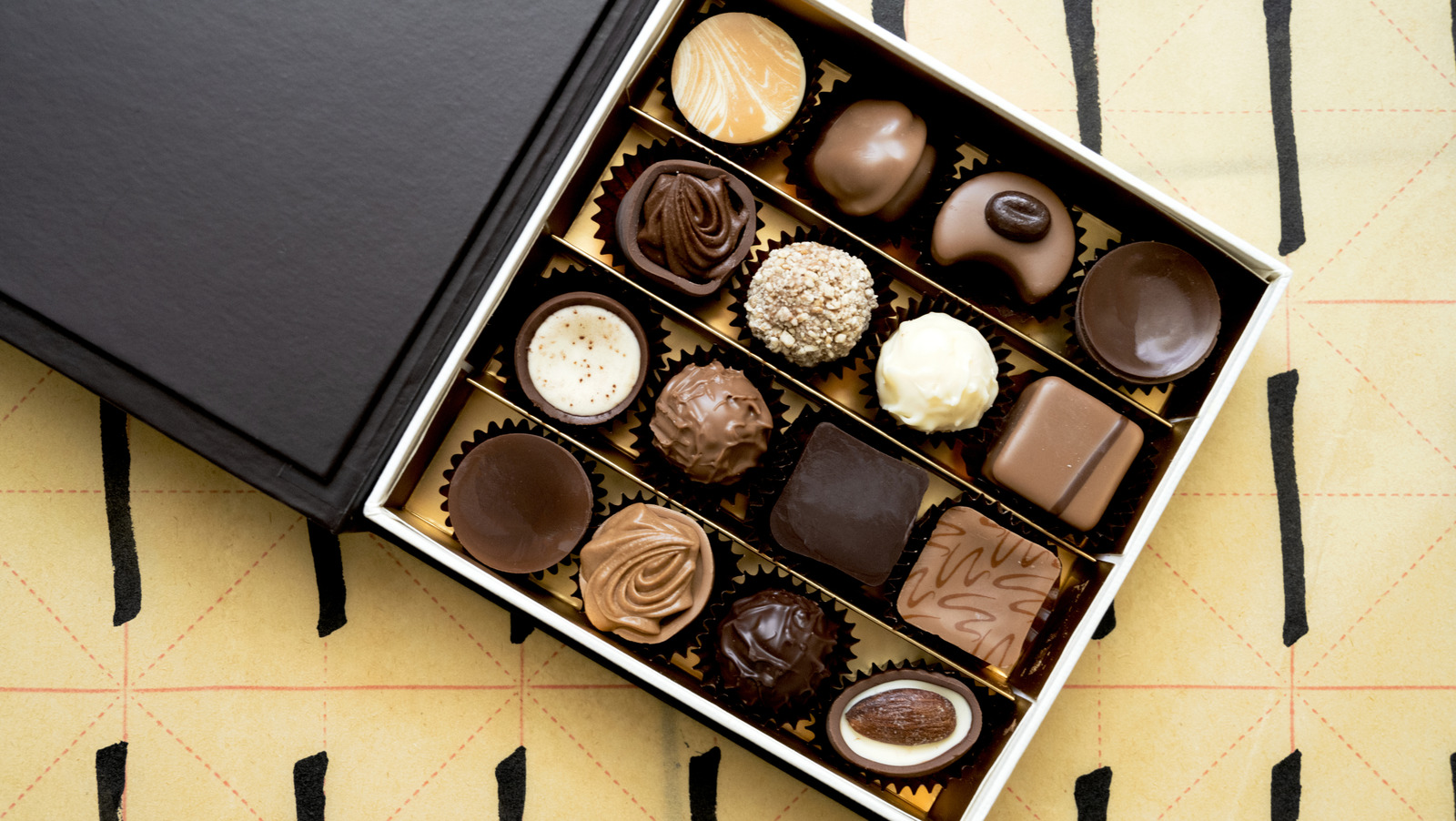 De Ziua Îndrăgostiților oferă-i o ciocolată afrodisiacă. Constantin Joițescu, proprietar Ciocolata cu Beneficii: „Ingredientele îmbunătățesc viața sexuală”