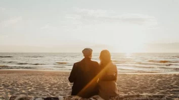 De Valentine’s Day, tu alegi cum iubești. Mai are poezia chef de dragoste în secolul XXI?