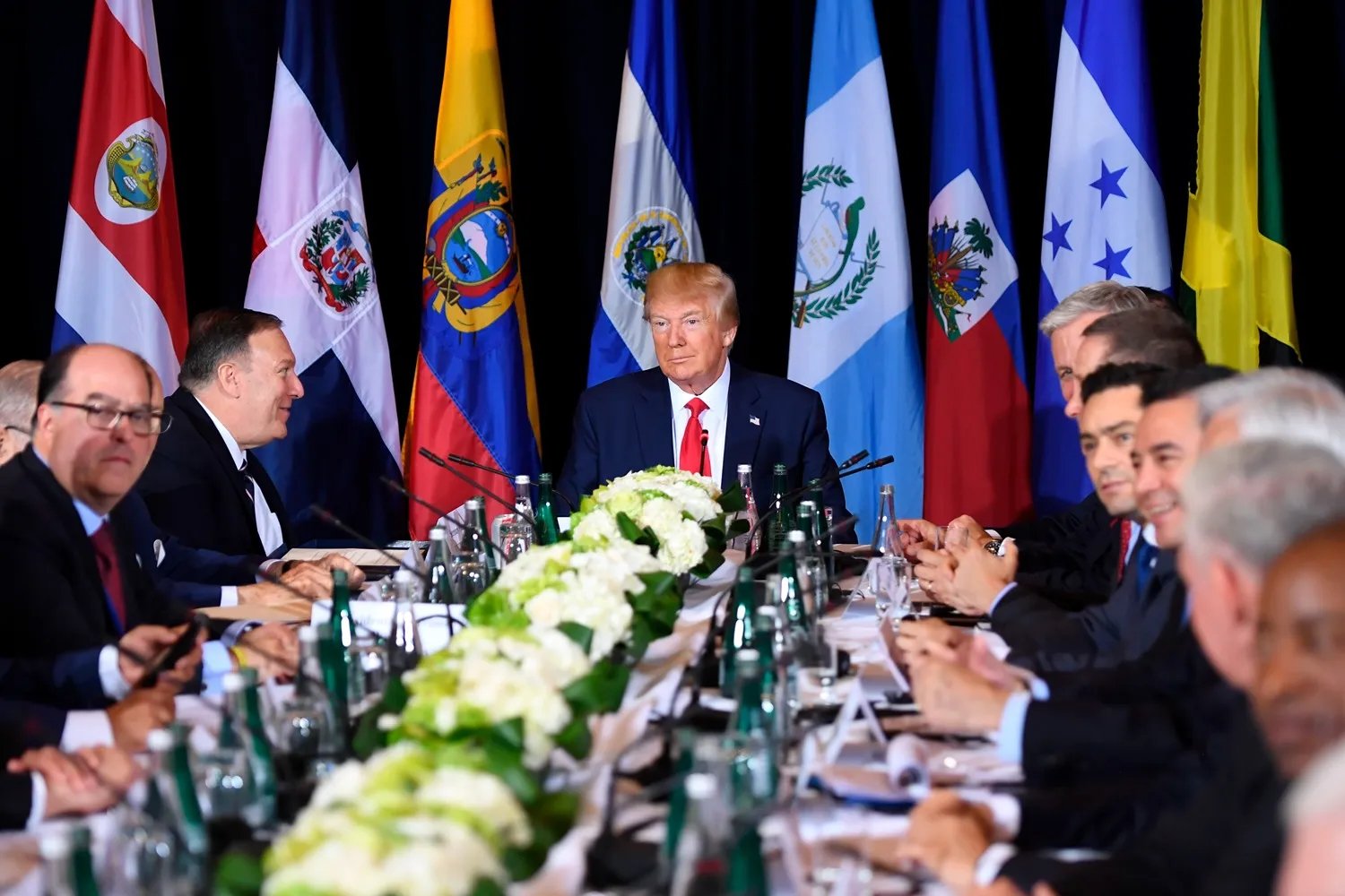Donald Trump a anunțat că Venezuela va accepta înapoi migranții ilegali din SUA. Acțiunea e parte a acordului în urma eliberării a șase ostatici americani