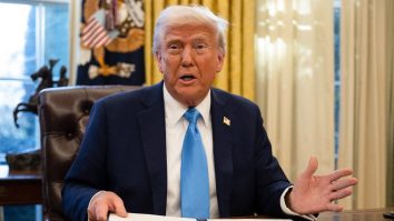 Rețeaua socială Truth Social a lui Donald Trump a fost blocată în Ucraina după postările Președintelui despre Zelenski