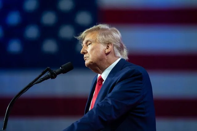 SUA au construit o bază secretă subterană în Groenlanda. Care este scopul Președintelui Trump