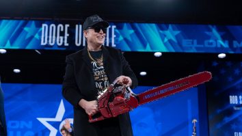 Grok 3 ascunde informații, iar Musk ar putea rămâne fără cetățenie canadiană