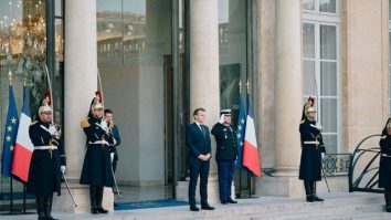 Macron organizează o nouă întâlnire la Paris, la care participă și România: „Europa nu mai poate depinde doar de Statele Unite”