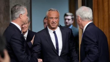 Cei mai importanți nominalizați ai Președintelui Trump avansează în Senat. Ce vor Kennedy și Gabbard pentru viitorul SUA