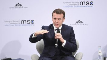 La Paris are loc astăzi Summit-ul de urgență organizat de Emmanuel Macron, după ce Trump a exclus UE din negocierile cu Rusia. De ce România nu a fost invitată