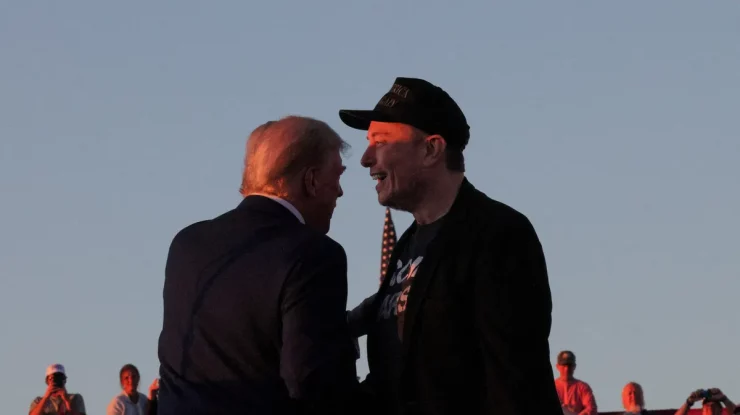 Donald Trump și Elon Musk fac concedieri în masă. DOGE desființează oficialii pentru drepturile civile și discriminare