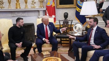 Reacții internaționale după discuția aprinsă dintre Trump și Zelenski. Ursula von der Leyen: „Nu ești niciodată singur, dragă președinte Zelenski”