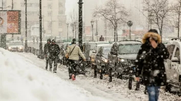 Cum e vremea săptămâna asta? Ninsorile continuă în sudul României
