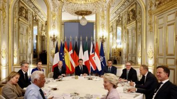 Franţa organizează miercuri al doilea Summit privind Ucraina şi securitatea europeană. De data asta a fost invitată și România