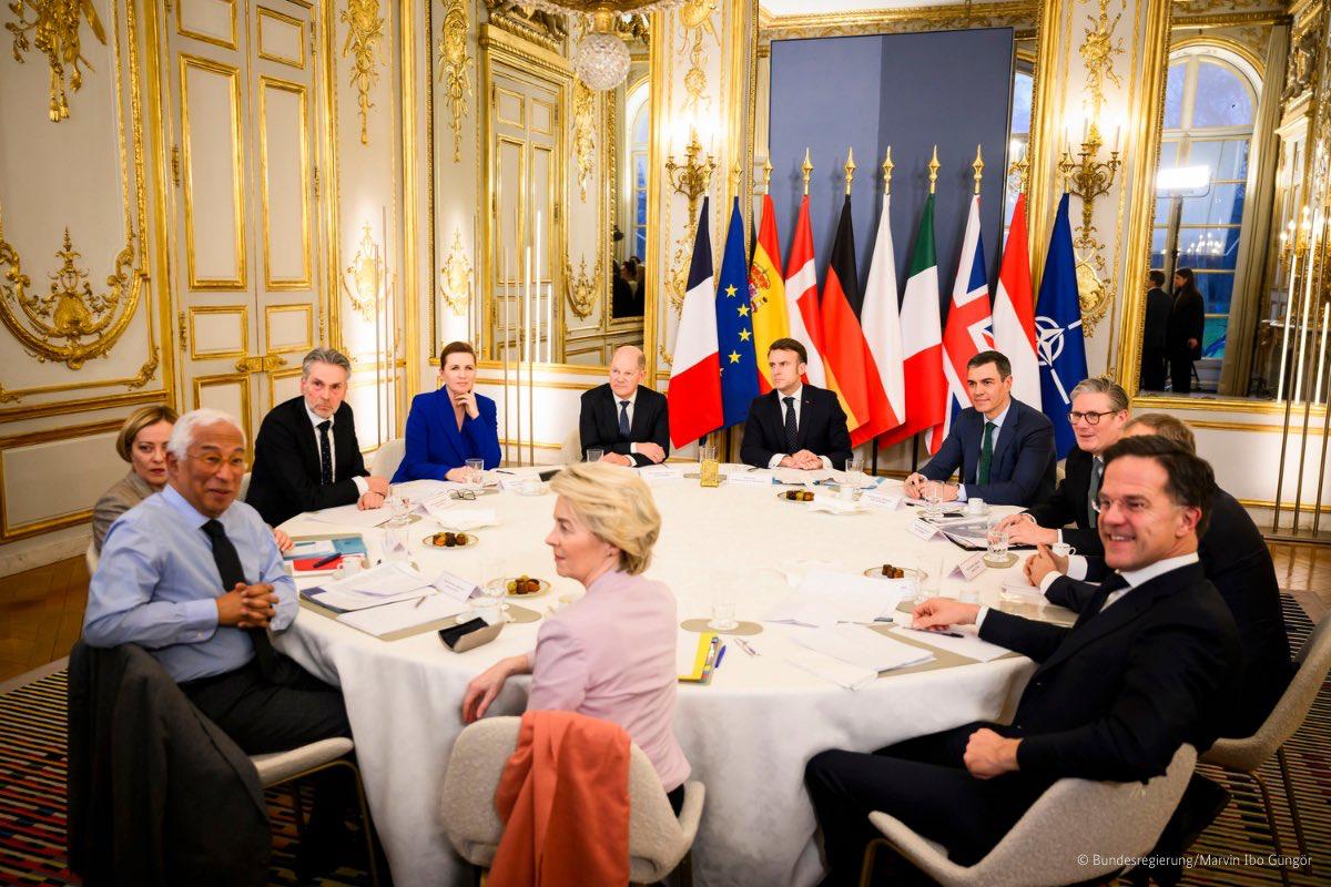 România e lăsată în afara jocurilor de putere de la Paris: De ce nu am fost invitați la masa discuțiilor