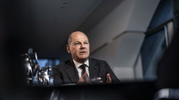 Germania votează duminică la alegeri anticipate. Cum arată sondajele în ultimele zile