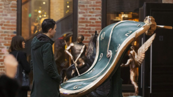 Expozițiile „Contemporar” și „Universul lui Salvador Dalí” te așteaptă la Cluj