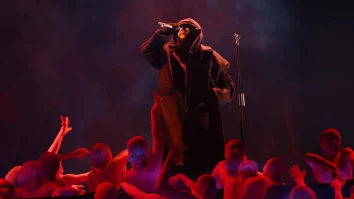 The Weeknd pune capăt boicotului Grammy cu o interpretare surpriză. Artistul a acuzat Academia de corupție și lipsă de transparență