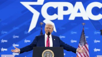 Trump a vorbit la Conferința pentru Acțiune Politică a Conservatorilor despre încrederea în viitorul politic. Ce spune Președintele despre Ucraina