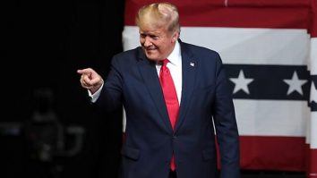 Trump ne abandonează. Cum se poate apăra România de Rusia lui Putin