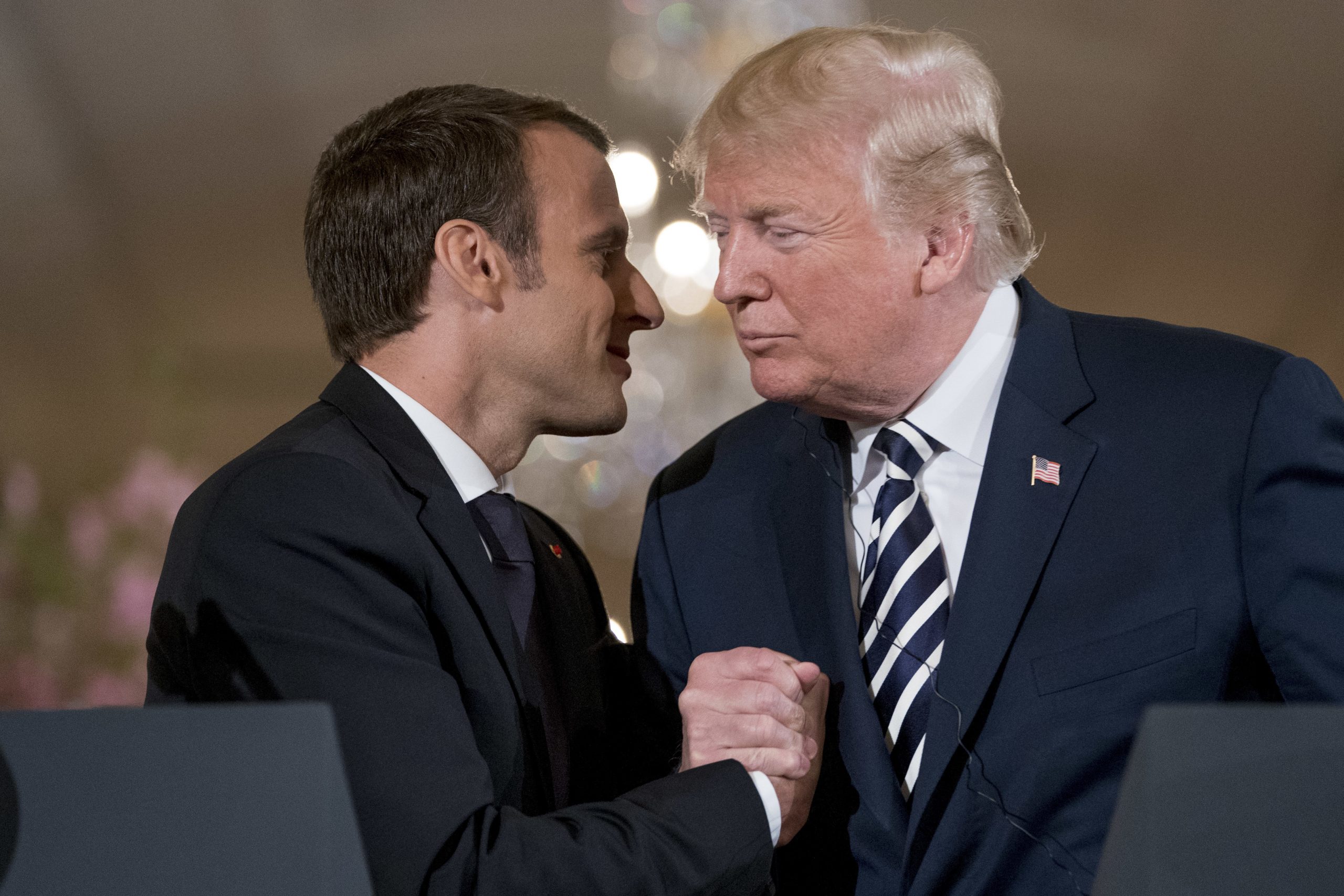 Trump și Macron țin o conferință de presă după întâlnirea de la Casa Albă