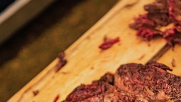 Winter Beef Cooking Camp te învață cum să gătești carnea de vită corect